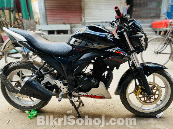 Suzuki Gixxer